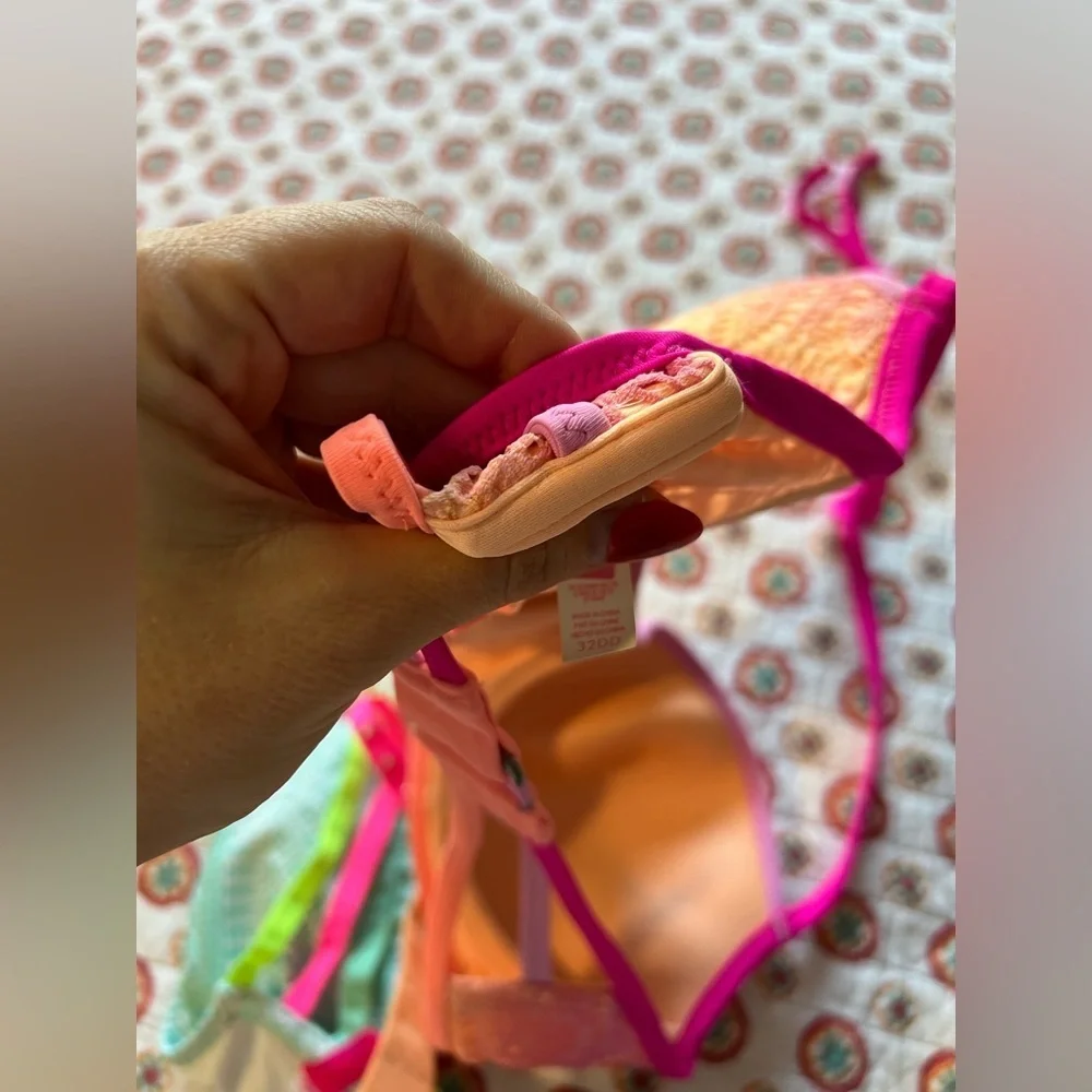 Y2K 2000s Victoria’s Secret Swim Top Bundle (2) size small